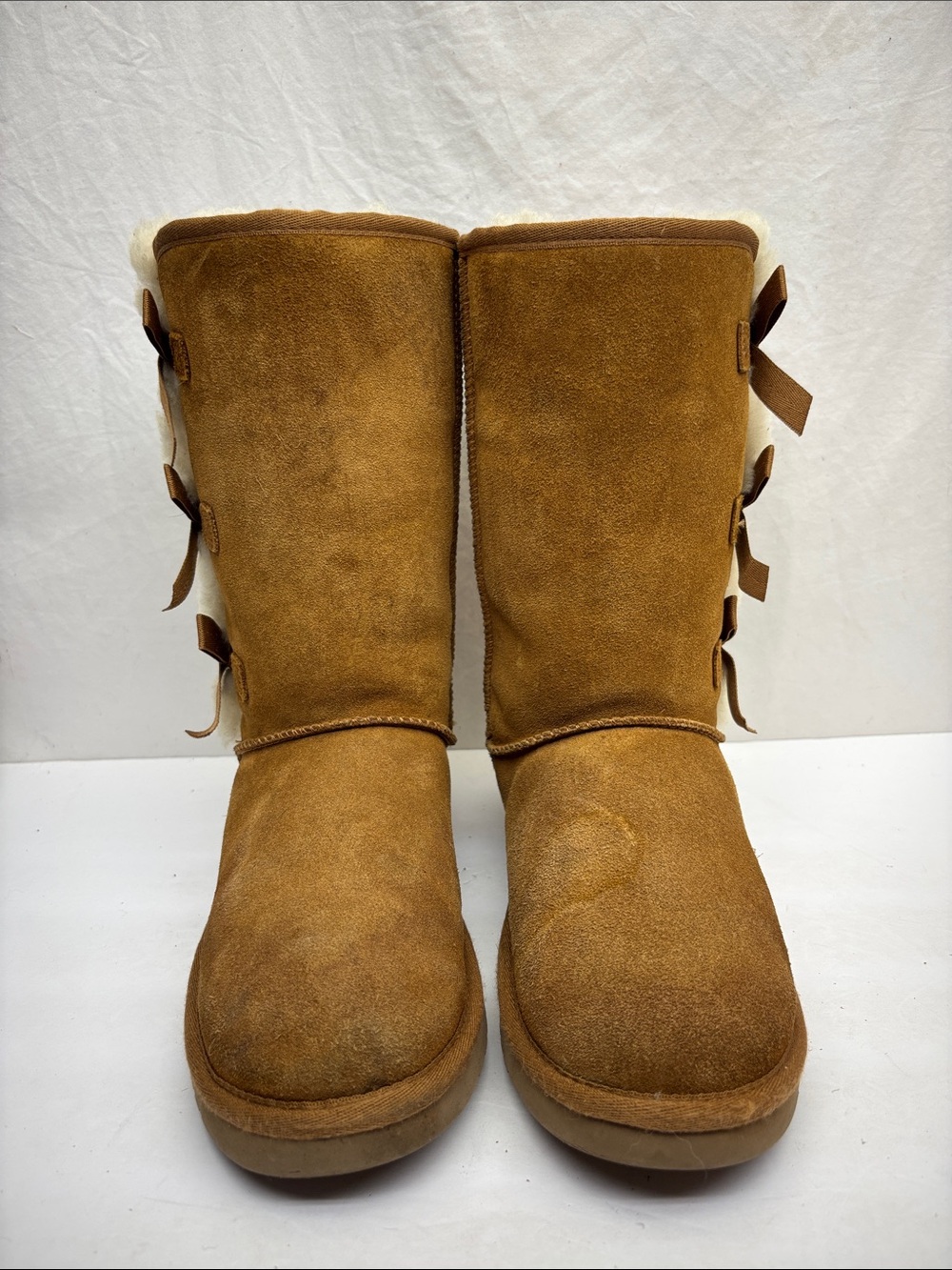 Women’s Koolaburra by Ugg bows boots, SZ 9, box 88